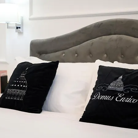 Apartment Domus Enrico Rome