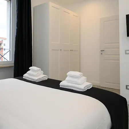 Domus Enrico Apartament *