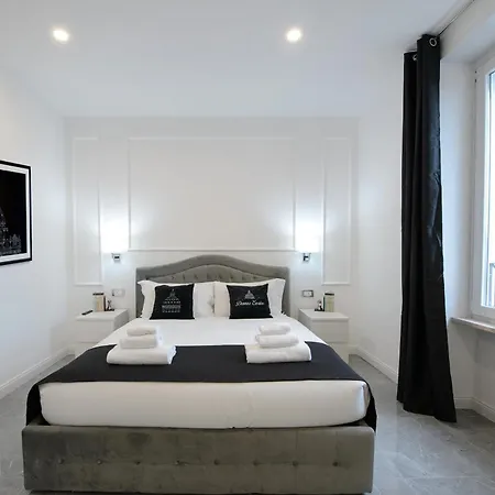 Domus Enrico Apartman *